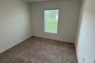 539 Finch Ct, Poinciana, FL 34759 - Photo 9