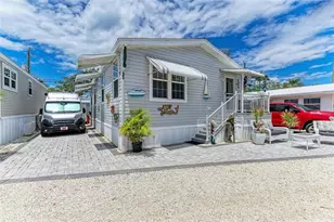 12507 Cortez Road W, Cortez, FL 34215 - Photo 5