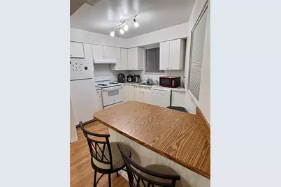 1724 Foxhall Circle #1724, Kissimmee, FL 34741 - Photo 5