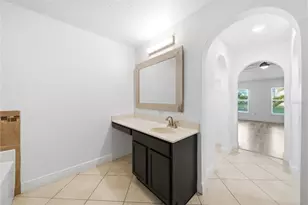 5287 Sunset Canyon Dr, Kissimmee, FL 34758 - Photo 9