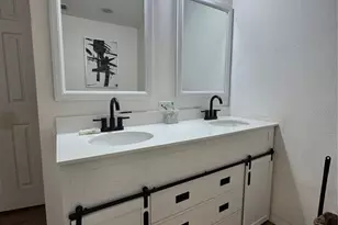 627 Woodland Creek Blvd, Kissimmee, FL 34744 - Photo 35