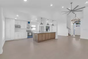 2622 Liz Ln, Kissimmee, FL 34744 - Photo 9
