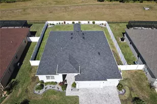 319 Travelers Creek Dr, Auburndale, FL 33823 - Photo 5