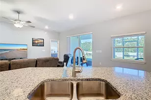 319 Travelers Creek Dr, Auburndale, FL 33823 - Photo 21