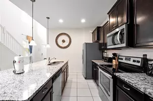 1813 Nice Ct, Kissimmee, FL 34747 - Photo 9