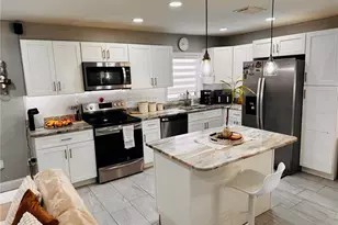 730 Park Manor Dr, Orlando, FL 32825 - Photo 3