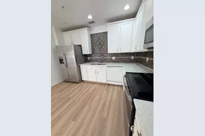 2055 Cypress Bay Boulevard, Kissimmee, FL 34743 - Photo 9