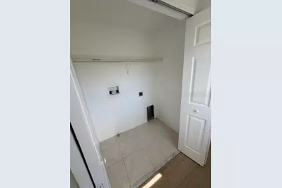 2055 Cypress Bay Boulevard, Kissimmee, FL 34743 - Photo 23