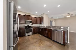 2893 Whispering Trails Dr, Winter Haven, FL 33884 - Photo 15