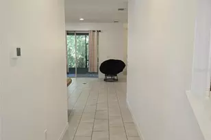 3177 Montserrat Pl, Kissimmee, FL 34743 - Photo 9