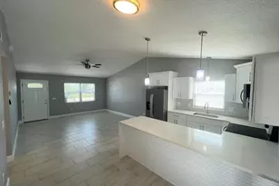 130 E 17th St, Saint Cloud, FL 34769 - Photo 3