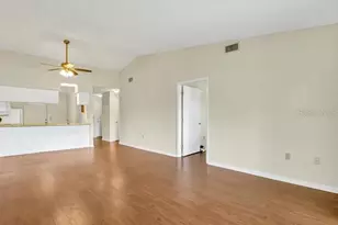 1585 Oakview Cir SE, Winter Haven, FL 33880 - Photo 7