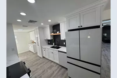 2070 Seminole Boulevard, Melbourne, FL 32904 - Photo 5