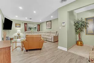 5643 Satel Dr, Orlando, FL 32810 - Photo 7