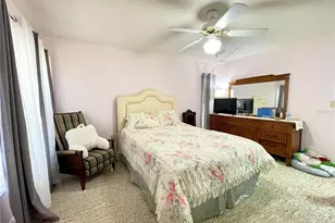 6323 Silver Lakes Dr E, Lakeland, FL 33810 - Photo 25