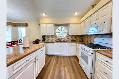 6323 Silver Lakes Drive E, Lakeland, FL 33810 - Photo 31