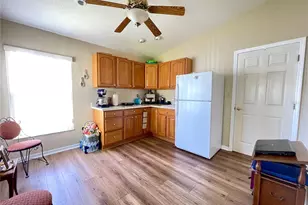 6323 Silver Lakes Dr E, Lakeland, FL 33810 - Photo 23