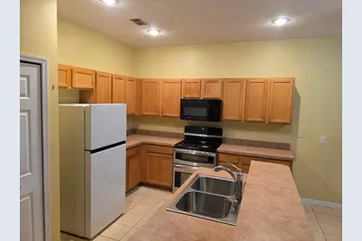 2711 Star Grass Circle, Kissimmee, FL 34746 - Photo 9
