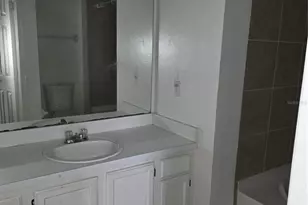 490 N Pin Oak Pl, Longwood, FL 32779 - Photo 5