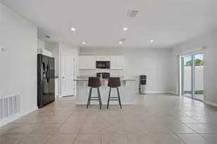 1371 Madison Cir, Haines City, FL 33844 - Photo 5