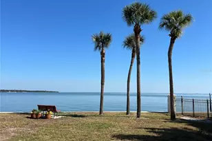 7550 Sunshine Skyway Ln S, Saint Petersburg, FL 33711 - Photo 5