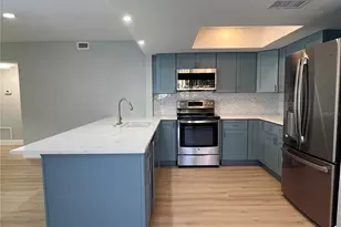 7550 Sunshine Skyway Ln S, Saint Petersburg, FL 33711 - Photo 9