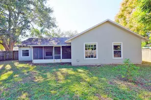 275 Awin Cir SE, Palm Bay, FL 32909 - Photo 5