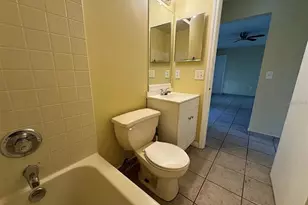 615 Royalty Ct, Kissimmee, FL 34758 - Photo 9