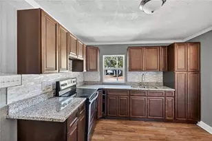 318 Chesney Blvd, Frostproof, FL 33843 - Photo 11