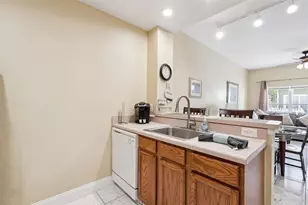 4600 Yellowgold Rd W, Kissimmee, FL 34746 - Photo 9