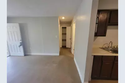 402 Peters St, Wildwood, FL 34785 - Photo 7