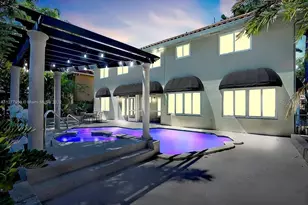 15945 NW 82nd Ct, Miami Lakes, FL 33016 - Photo 23