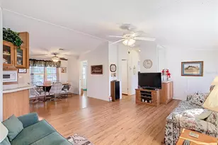 157 Orangewood Dr, Lake Wales, FL 33898 - Photo 9