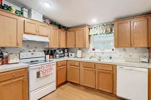 157 Orangewood Dr, Lake Wales, FL 33898 - Photo 15