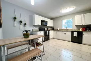 2704 Club Cortile Cir, Kissimmee, FL 34746 - Photo 5