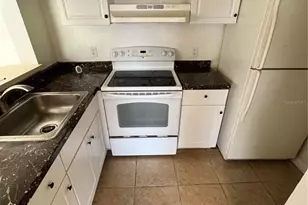 5226 Via Hacienda Cir, Orlando, FL 32839 - Photo 7