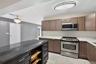 1068 Peter Rd, Daytona Beach, FL 32114 - Photo 7