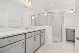 744 Sunshower Dr, Lady Lake, FL 32159 - Photo 15