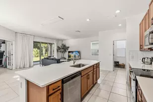5277 Royal Point Ave, Kissimmee, FL 34746 - Photo 7
