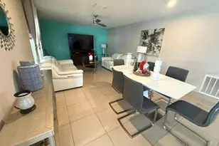 1945 Myakka Ct, Poinciana, FL 34759 - Photo 9