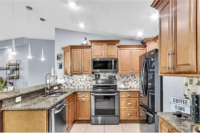 7725 Jaffa Drive, Orlando, FL 32835 - Photo 13