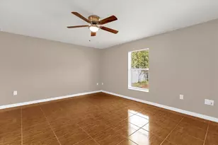 692 Reindeer Dr, Kissimmee, FL 34759 - Photo 17