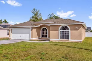 692 Reindeer Dr, Kissimmee, FL 34759 - Photo 1