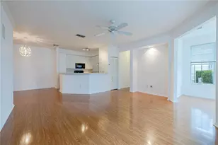 5025 Wellington Park Cir, Orlando, FL 32839 - Photo 5