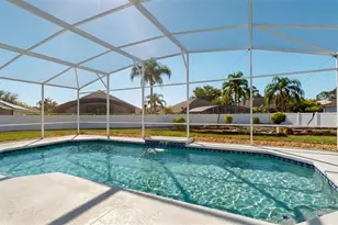 111 Sand Pine Ln, Davenport, FL 33837 - Photo 5