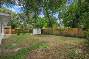 305 E Bougainvillea Ave, Tampa, FL 33612 - Photo 23