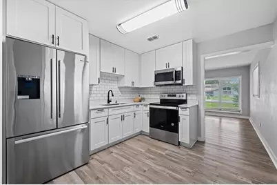 305 E Bougainvillea Avenue, Tampa, FL 33612 - Photo 9