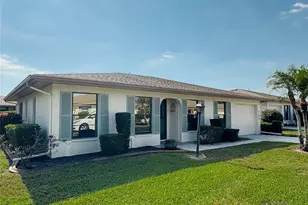 737 Vivienda W Blvd, Venice, FL 34293 - Photo 1