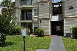 1932 Lake Atriums Cir, Orlando, FL 32839 - Photo 13