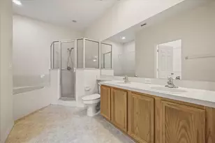 2050 Island Walk Dr, Orlando, FL 32824 - Photo 9